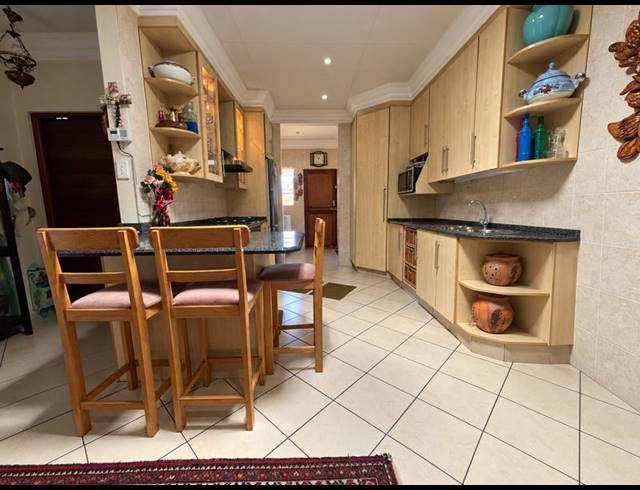 3 BEDROOM HOUSE FOR SALE IN KENLEAF
